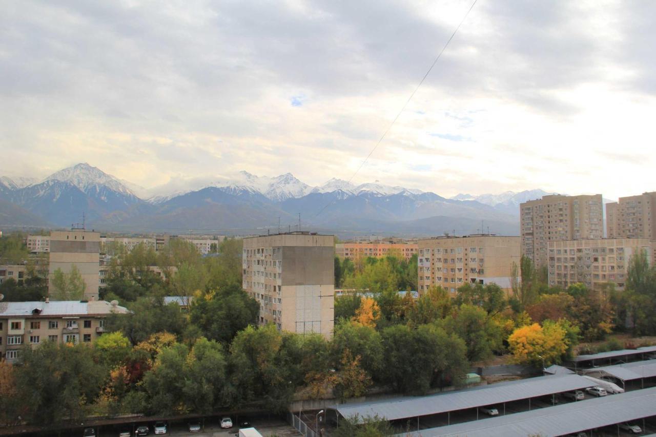 Razmestim В Жк Дуэт Almaty Bagian luar foto